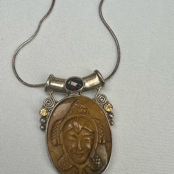Rare Sajan Sterling Carved Tiger's Eye Goddess Pendant and Chain - Picture 3 of 4